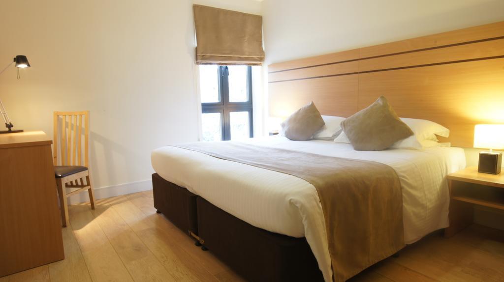 Lodge Drive Serviced Apartments Enfield Ngoại thất bức ảnh